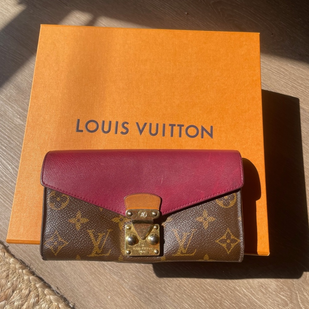 Louis Vuitton Pallas Leather Wallet (Monogram)